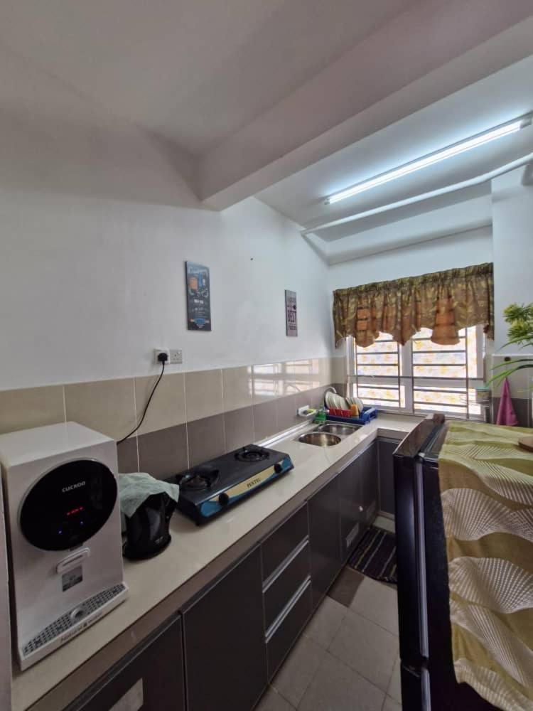Anggerik Camelia Homestay Apartment Ladang Tok Pelam كُوالا تيرينغانو المظهر الخارجي الصورة