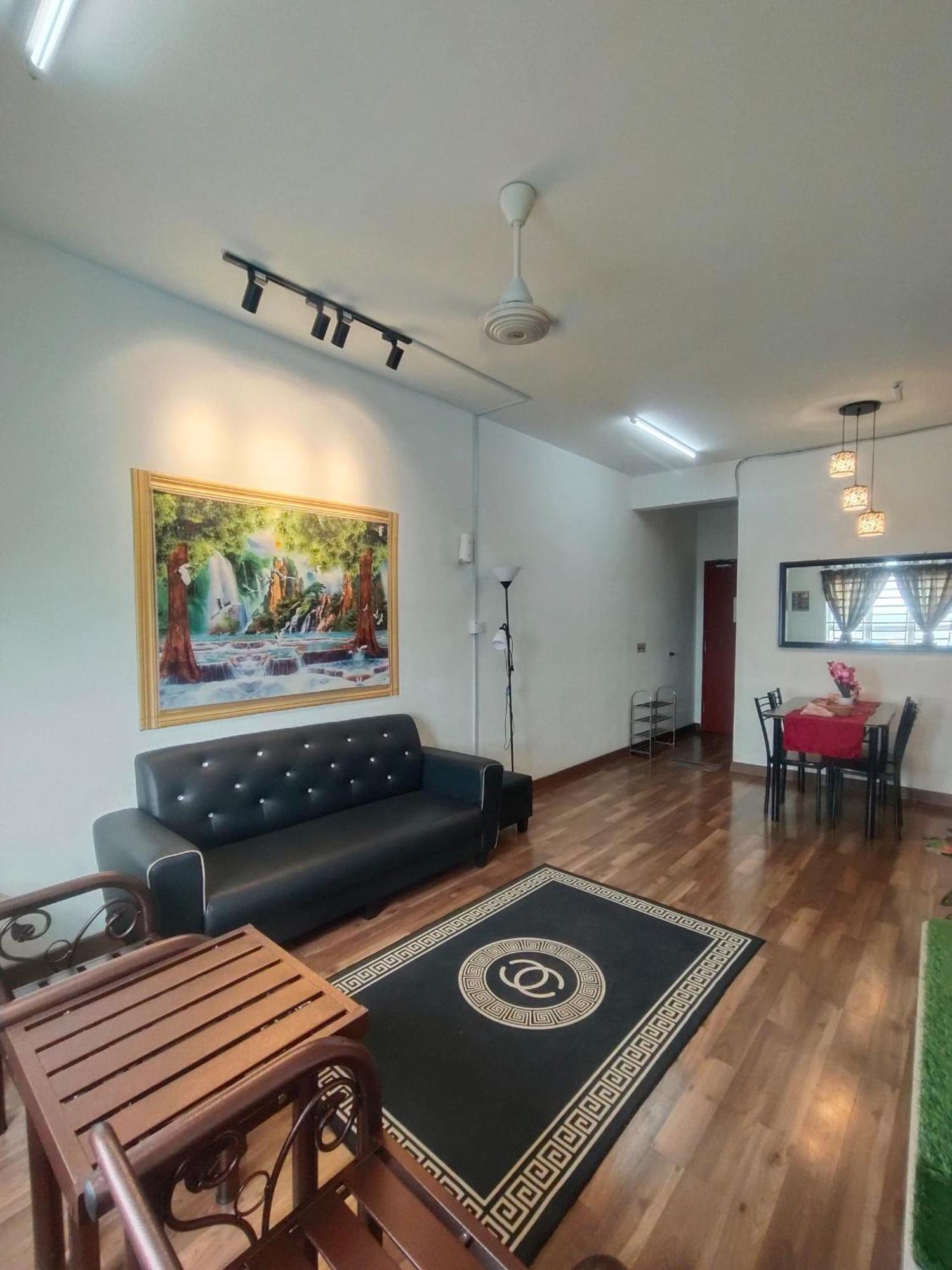 Anggerik Camelia Homestay Apartment Ladang Tok Pelam كُوالا تيرينغانو المظهر الخارجي الصورة